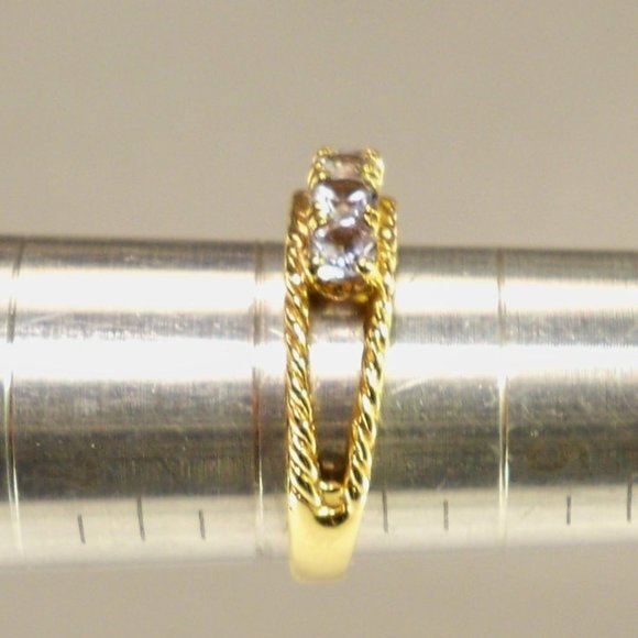 Round Cut Lite Blue *Sapphires, *?14k Solid Gold Vintage Rope Ring